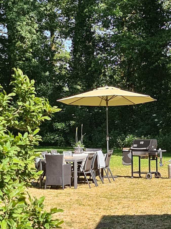 Bed and Breakfast Landgoed De Lavei Weleveld Exterior foto